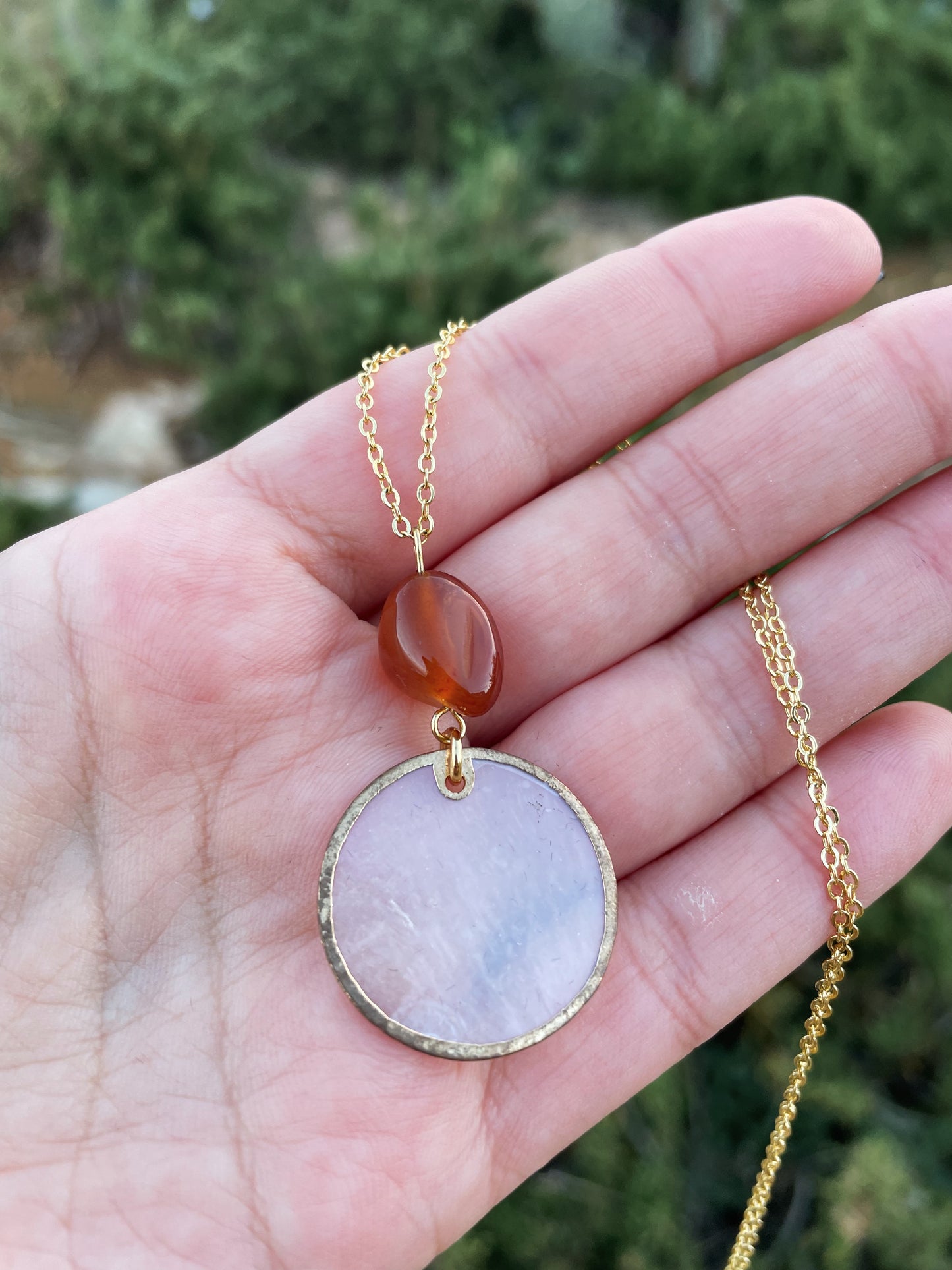 Natural Shell and Carnelian Gold Necklace