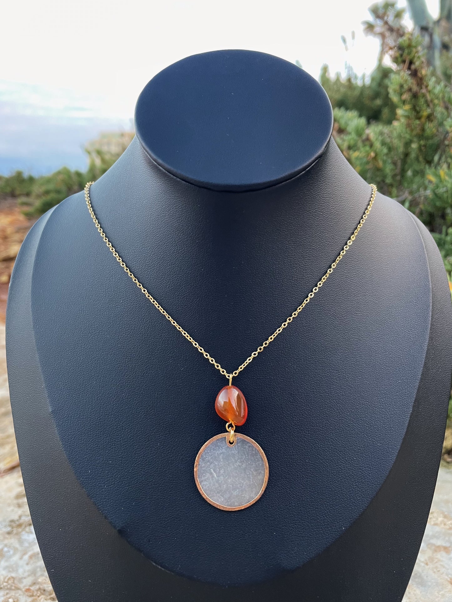 Natural Shell and Carnelian Gold Necklace