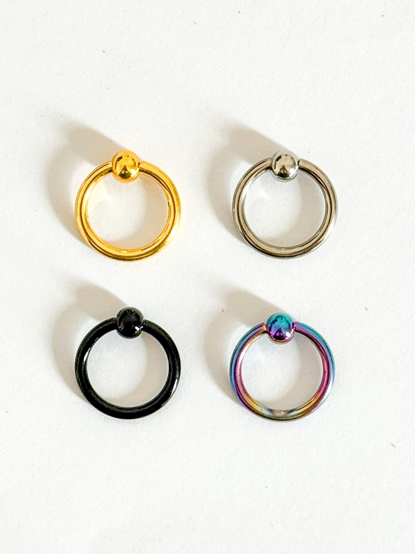 Captive Ring