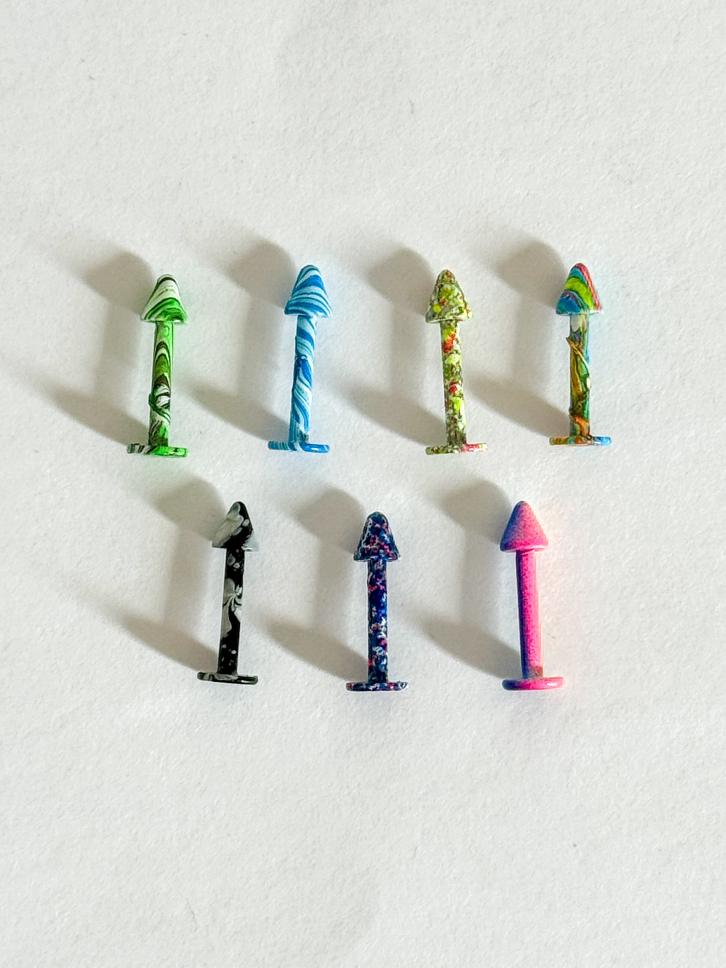 Flatback Spike Color Labret