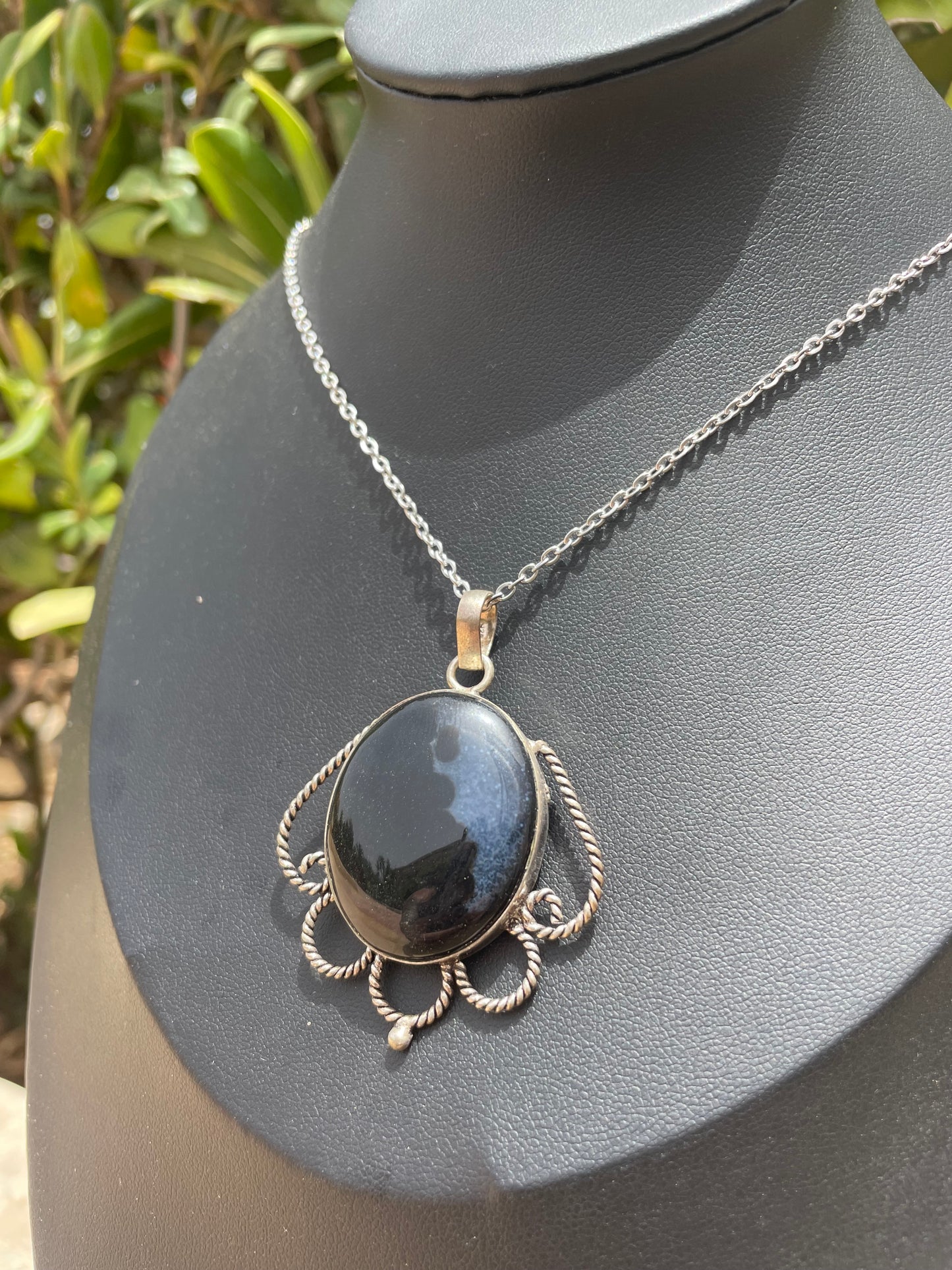 Black Onyx Ornamental Silver Necklace