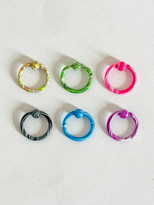 Captive Color Ring