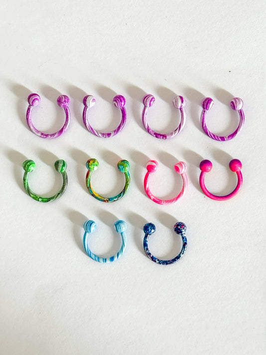 Circular Horseshoe Ball Color Barbell